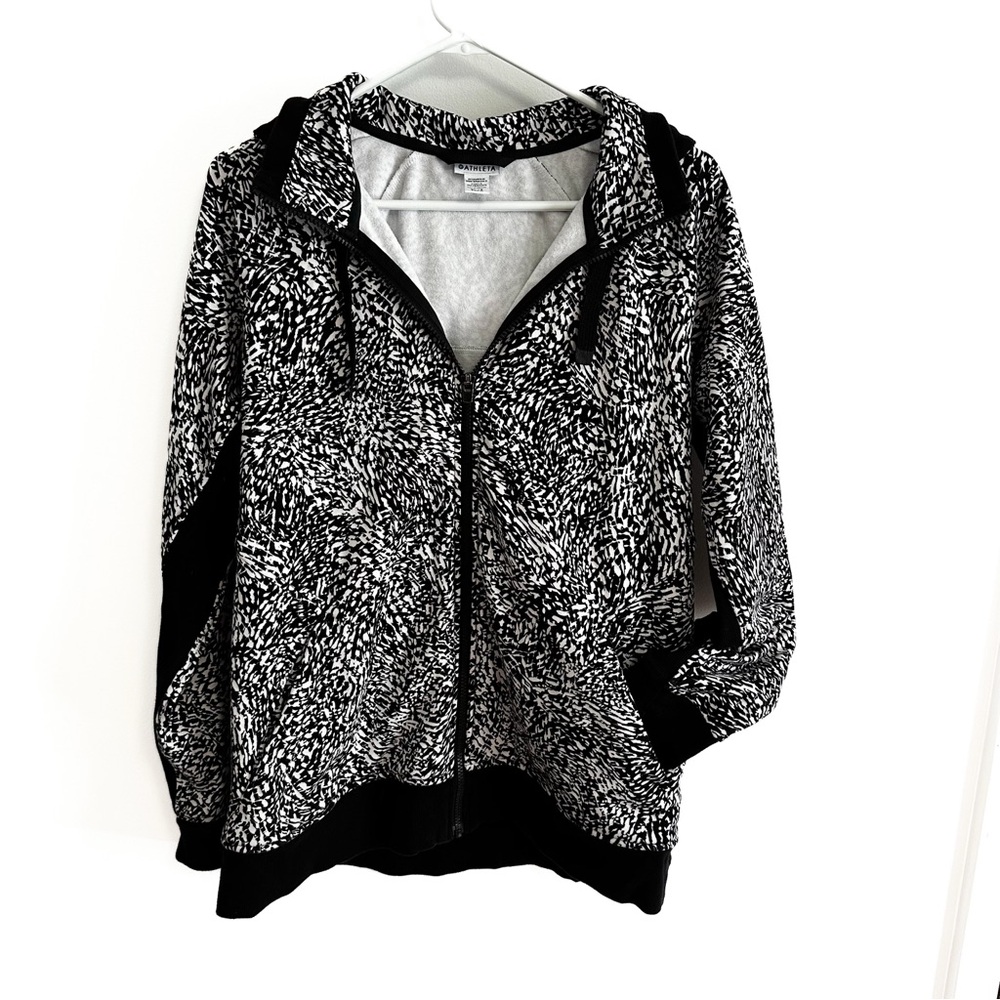 Athleta Triumph Fleece Black and White Patterned Hoodie Zip Sweatshirt